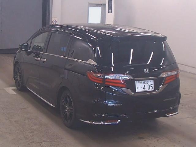 26099784_carP_l_3.jpg