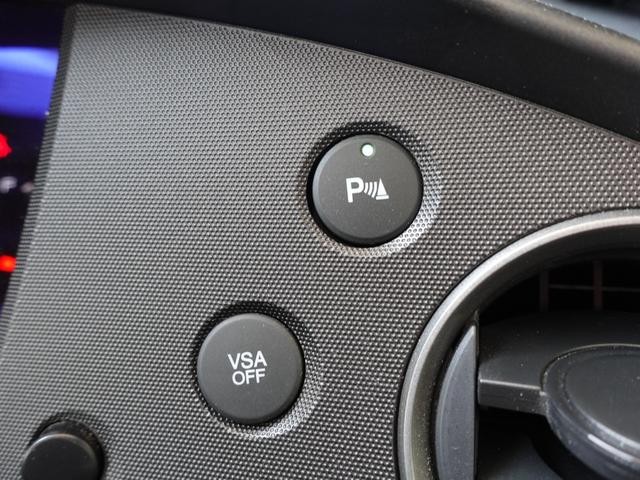 0509673A30260803W00119.jpg