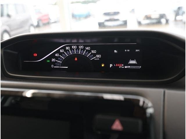 0202274A30261028W00405.jpg