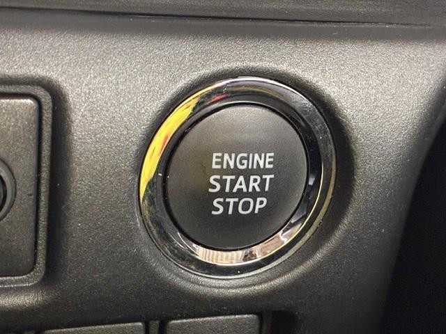 0560069A30261011W00204.jpg