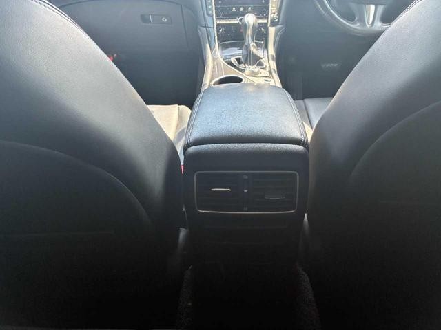0503377A30260817W00216.jpg