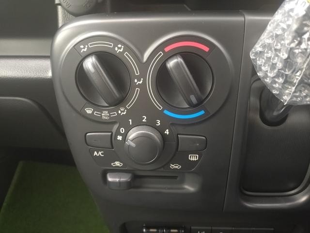 0500054A30261023W00109.jpg