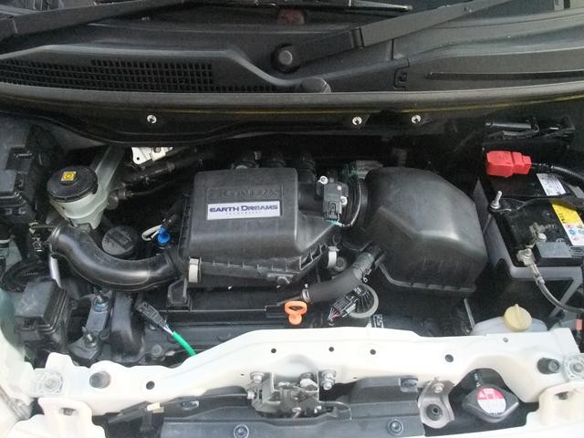0707374A30260826W00217.jpg