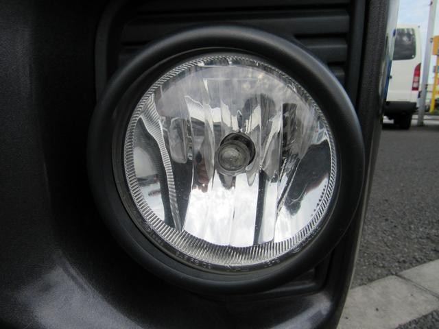 0505254A30261004W00115.jpg