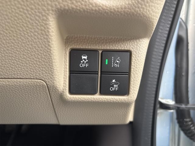 0700828A30260915W00509.jpg