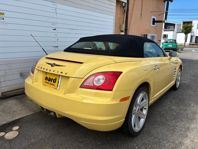 9210065A30260804W00107.jpg