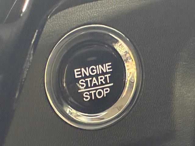 0560069A20261010W00605.jpg