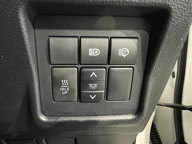 0840216A20260917T00104.jpg