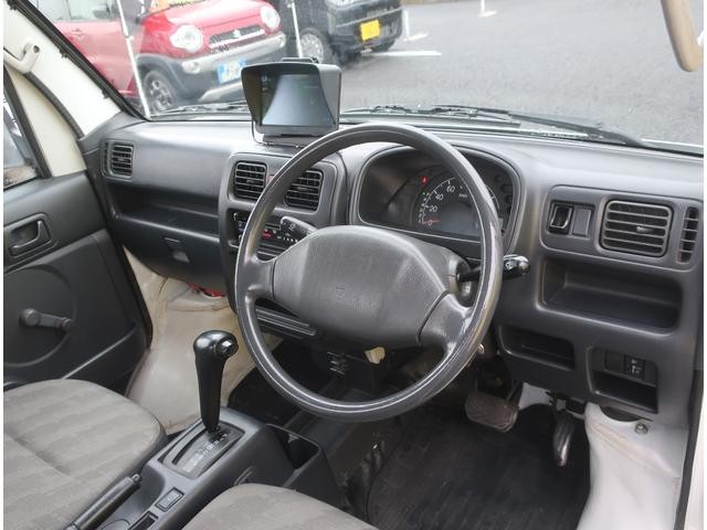 0504206A30260912W00115.jpg