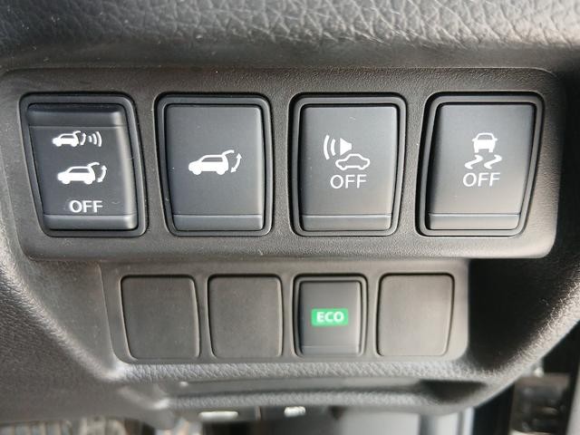 0404311A30260905W00107.jpg
