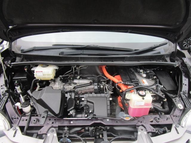 0540370A30260911W00203.jpg