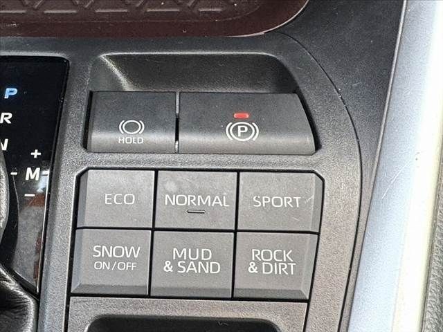 0c27e21a821a4bcd2c4eb335d13684f6.jpg