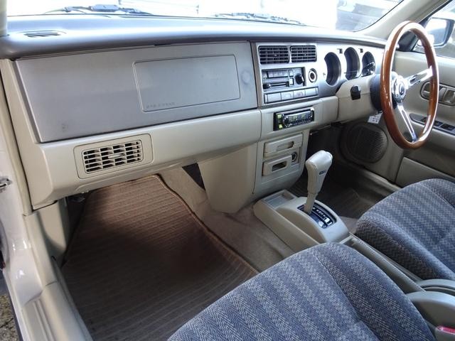 0508042A30261002W00109.jpg