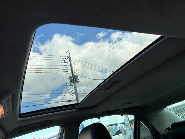 0404580A30260905W00116.jpg