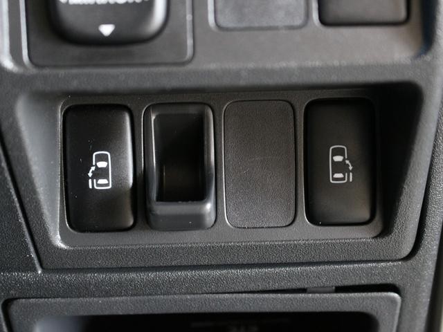 0520655A30260710W01412.jpg