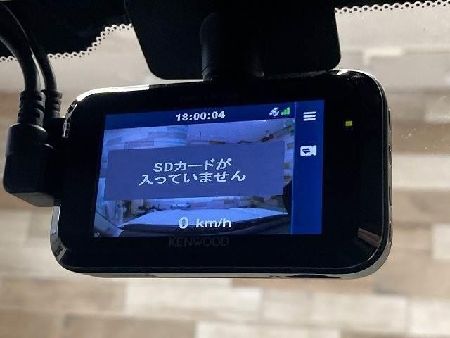 24314470_carP_l_19.jpg