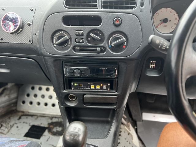 0530203A30250926W00209.jpg