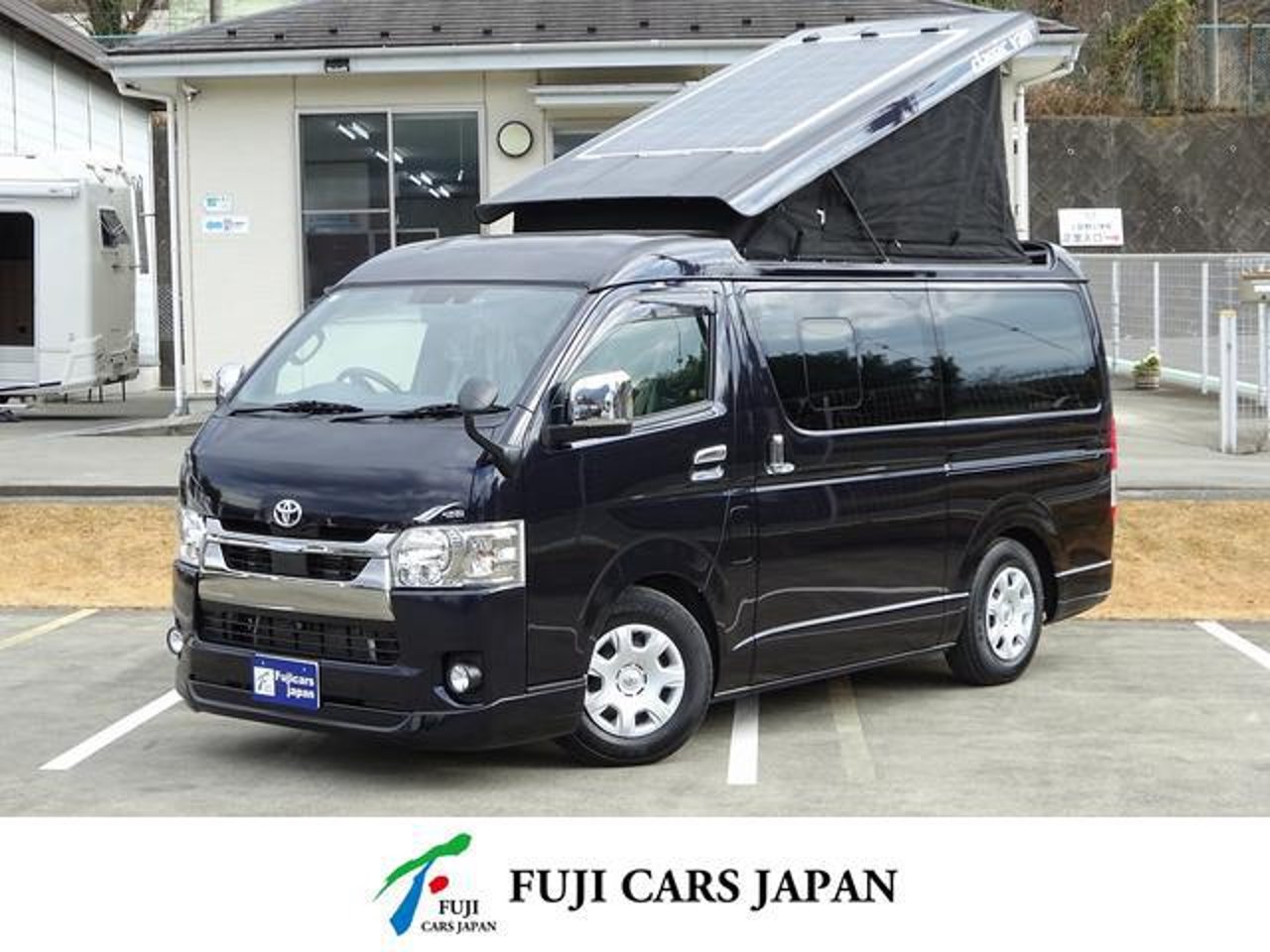 2021 Toyota Hiace, photo 1 of 1
