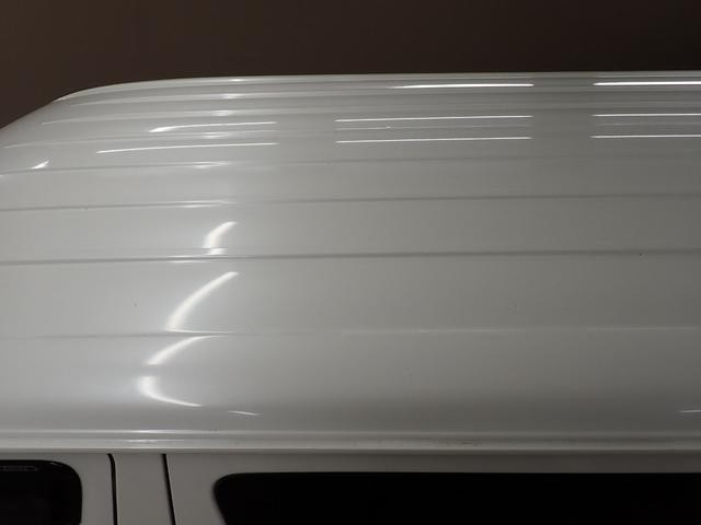 0540922A30260829W00715.jpg