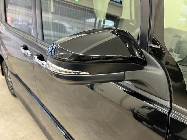 0704780A30260902W00412.jpg