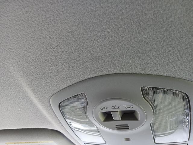 0704870A30260930W00111.jpg