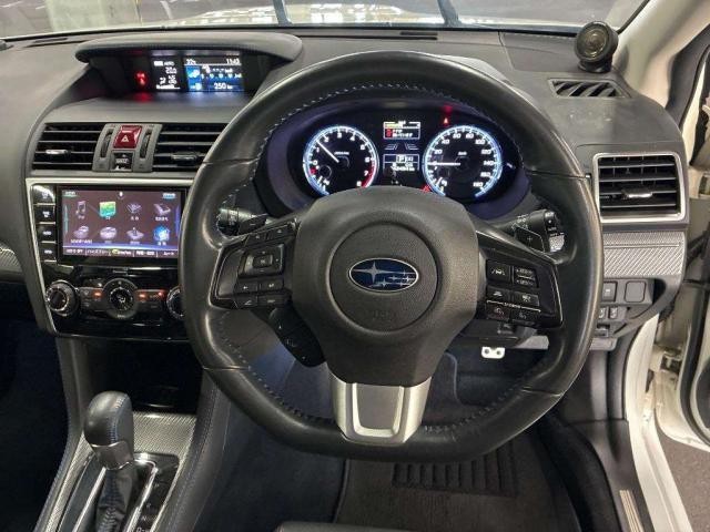26008111_carP_l_15.jpg