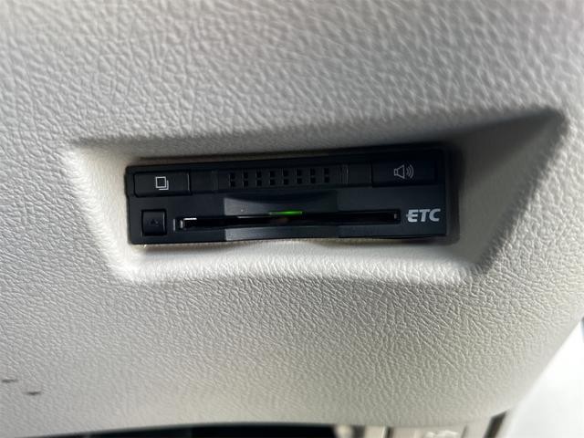 0207478A30260809W00210.jpg