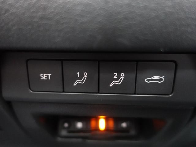 0509673A30260913W00216.jpg