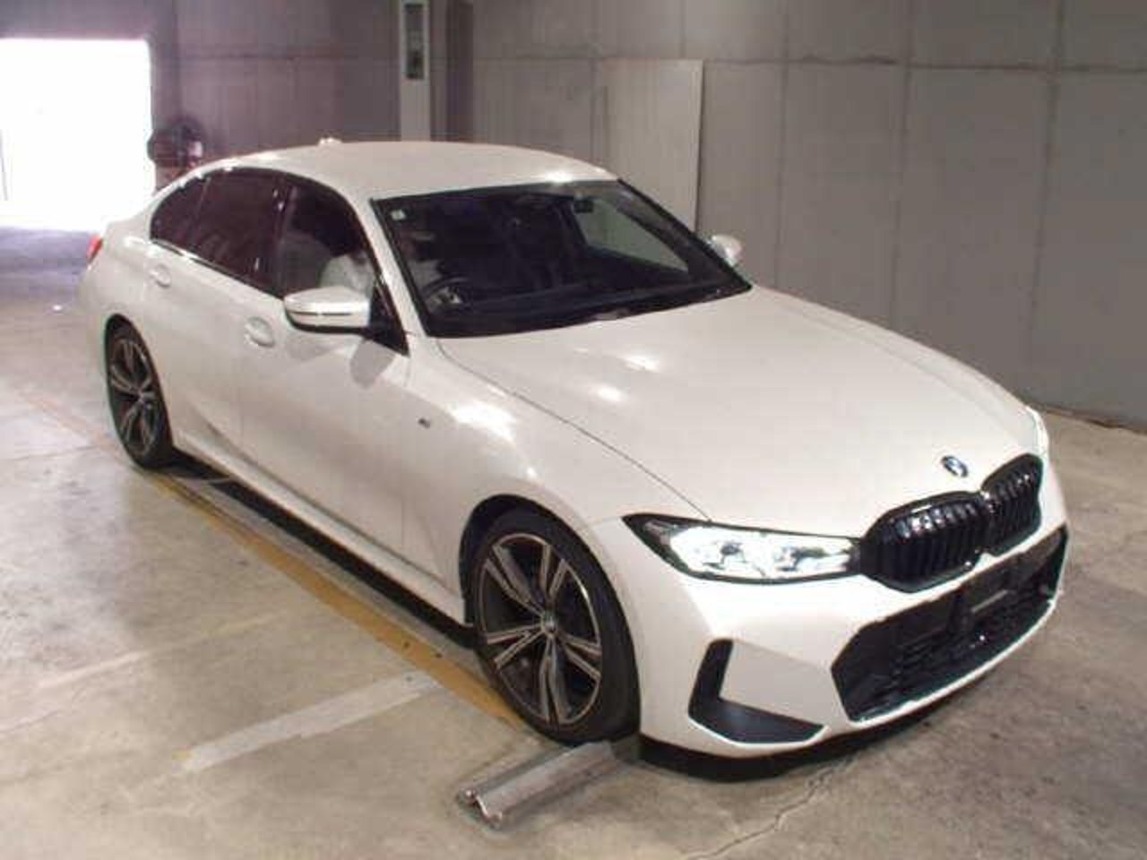 2024 BMW 3, photo 1 of 1