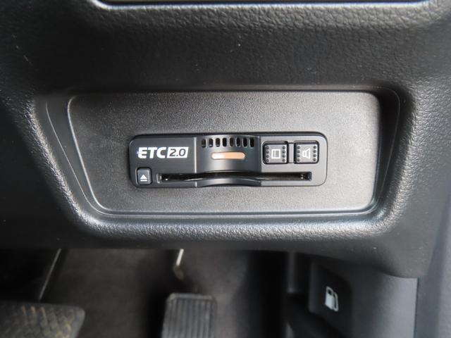 0520217A30260511W00213.jpg