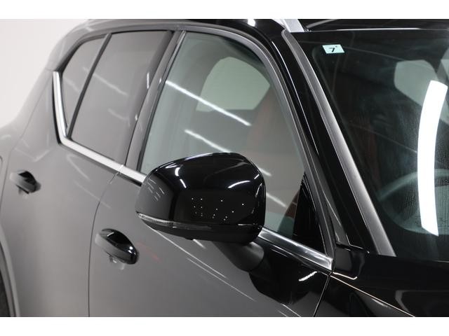 0122028A30261004W00219.jpg