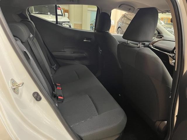 0203361A30261011W00308.jpg