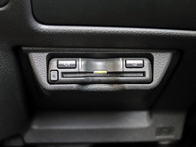 0301983A30260627W00112.jpg