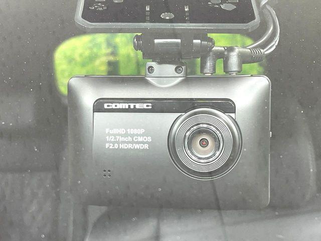 e4b3e93ee8320e84cd6dfcbef1db1230.jpg