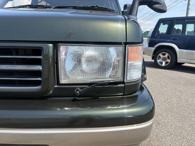 0402400A30260513W00103.jpg