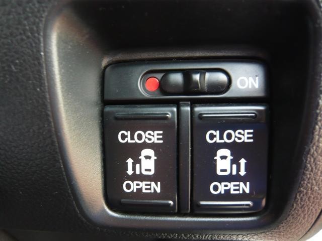 0500692A30260904W00413.jpg