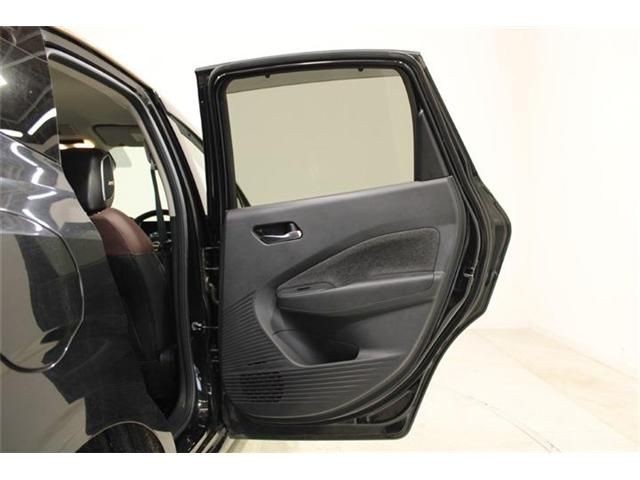 e32c620fc115face2c4e0174e25bc721.jpg