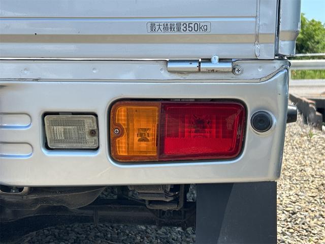 0402759A30260512W00116.jpg