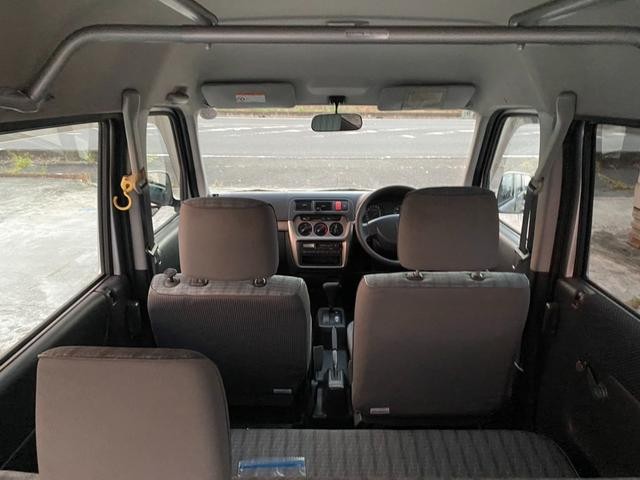 0403992A30260801W00307.jpg