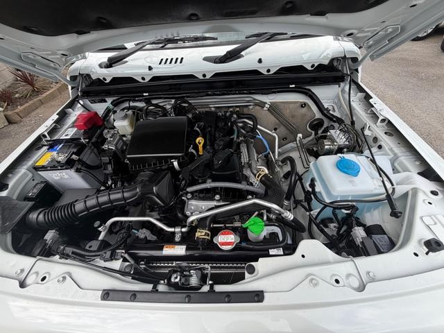 0403907A30260819W00106.jpg