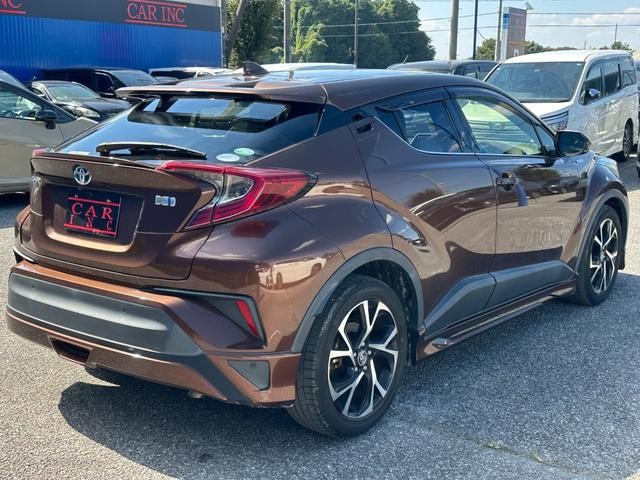 0404649A30261010W00110.jpg