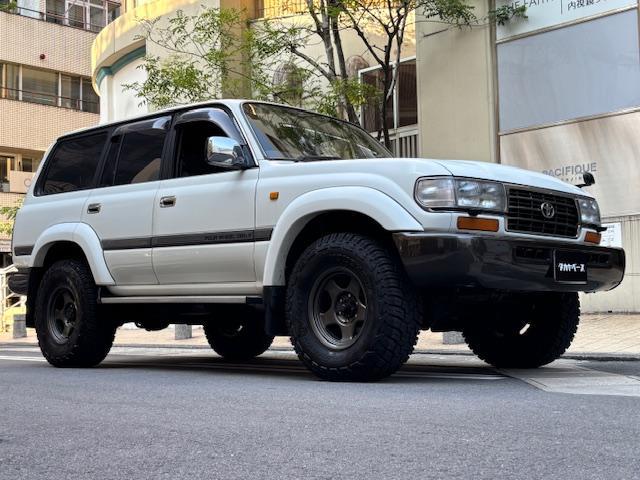 0801987A30260531W00201.jpg