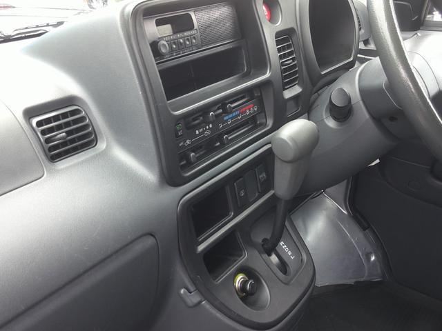 0560915A30260612W00216.jpg