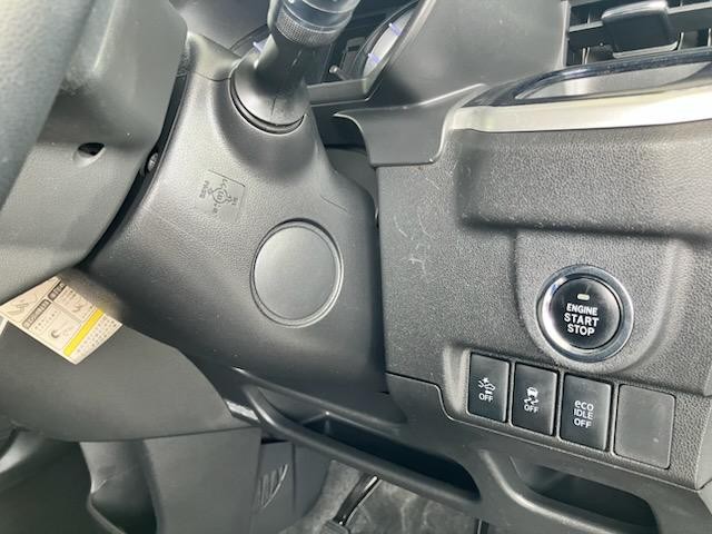 0601568A30260717W00112.jpg
