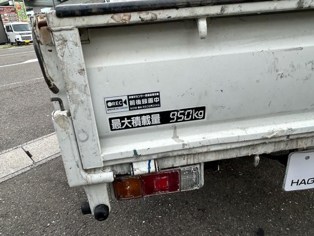 0204946A30260921W00116.jpg