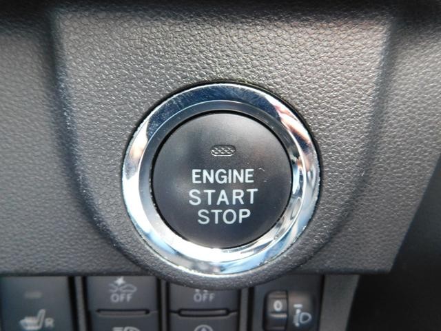 0203258A30260827W00105.jpg