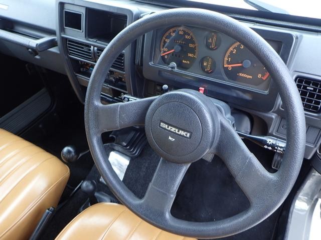 0706836A30260927W00113.jpg