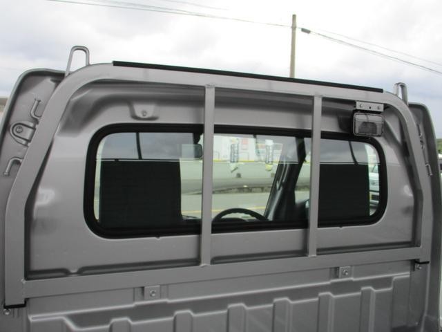 0840414A30260815W00211.jpg