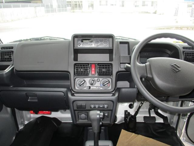 0840414A30260815W00216.jpg