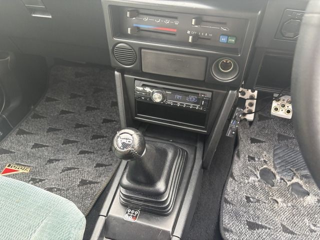 4cb35f407e2aa536b74a9a9cfc9c3d72.jpg